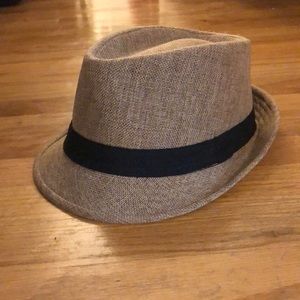 Cute woven Fedora with black band